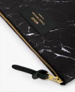 LARGE POUCH BLACK MARBLE WOUF